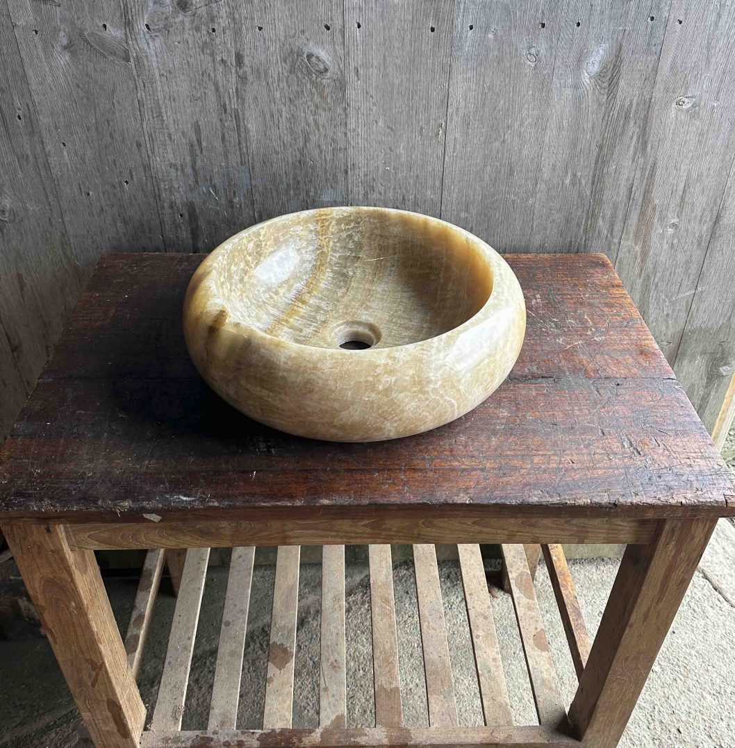 Onyx Marble Donut Sink 3. 40 x 12cm.